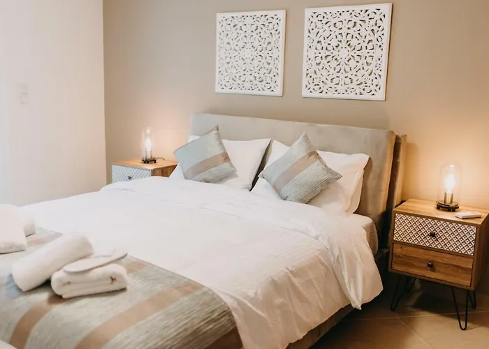 Best House, Central Luxury Apartment, Agiou Nikolaou, Patra