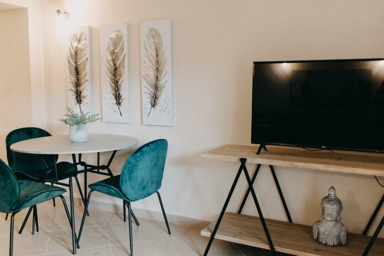 House, Luxury Apartment, Agiou Nikolaou, Апартаменты *